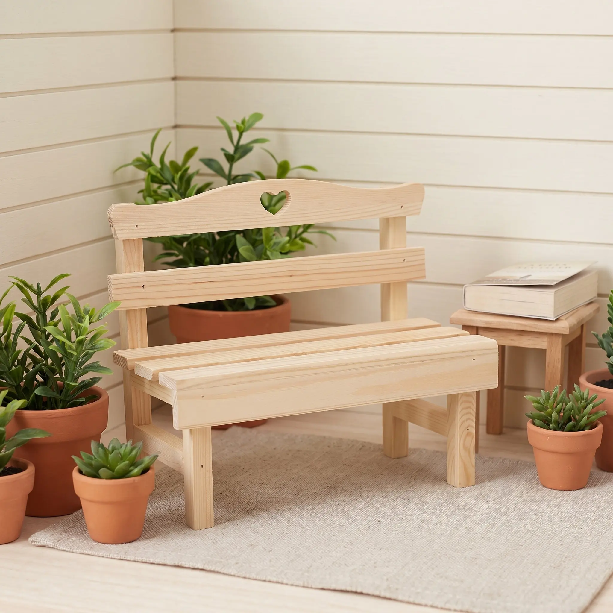 Wooden Miniature Bench with Heart Pattern – Home Garden Decor Porch Chair Figurine