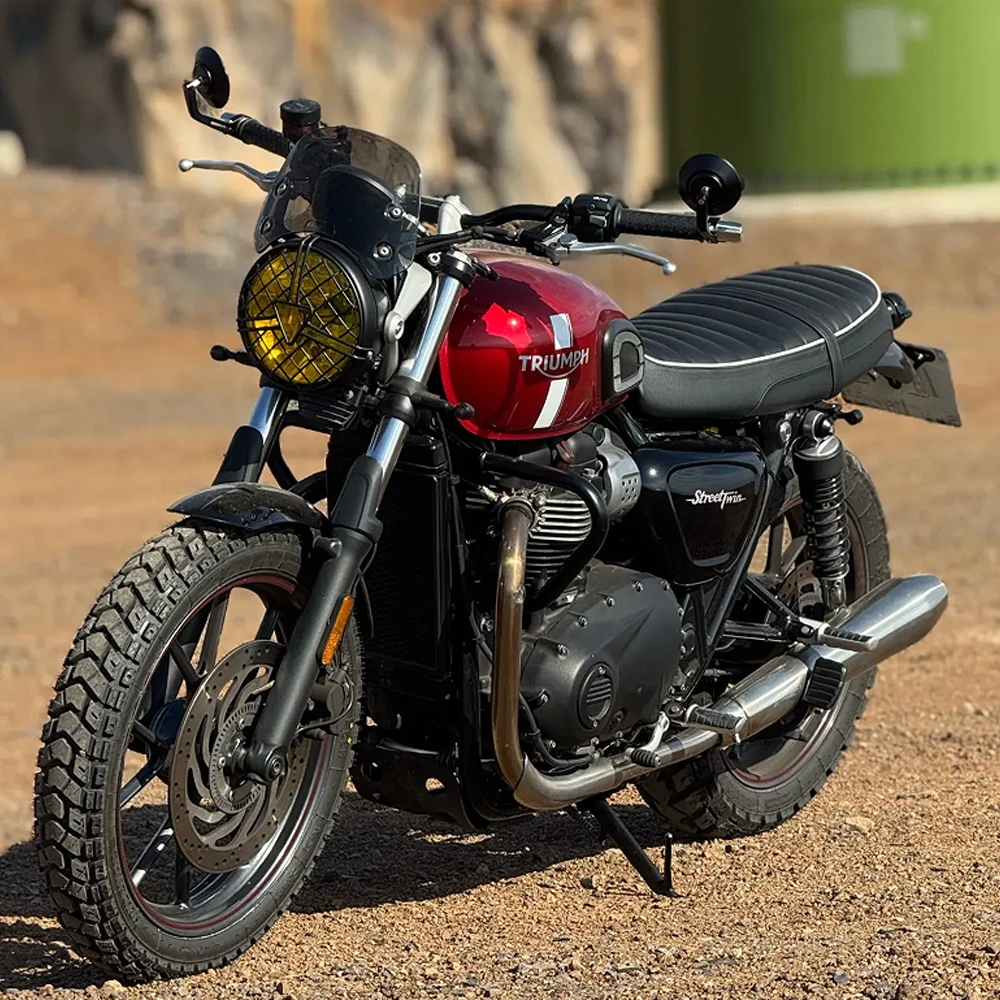 Specchietti Retrovisori CNC Rotondi per Manubrio Moto BONNEVILLE T120 T100 STREET TWIN 660 con Slider di Bilanciamento e Tappo per Impugnatura