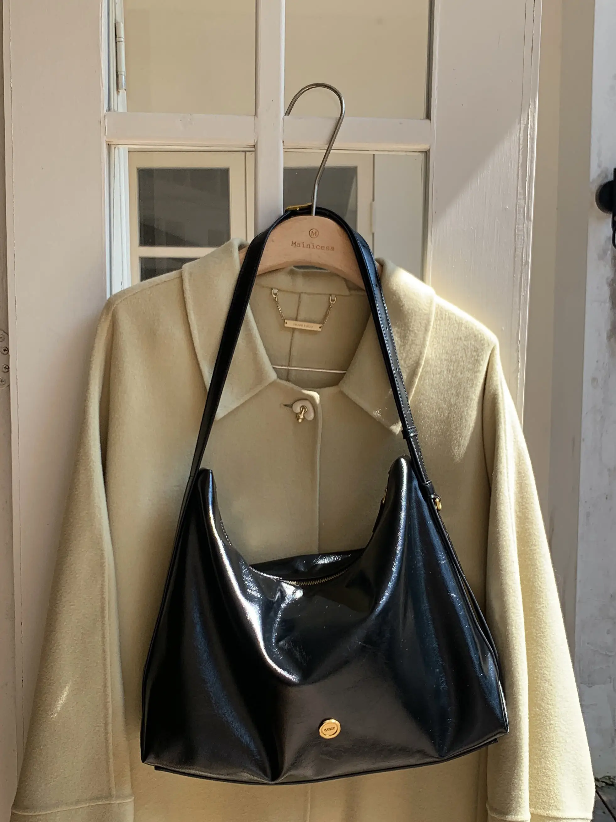 

Autumn Winter New Korean Sle Suede Color Blo Soft Leather Large Capaci Simple oulder Crossbody Bag Underarm Tote Bag