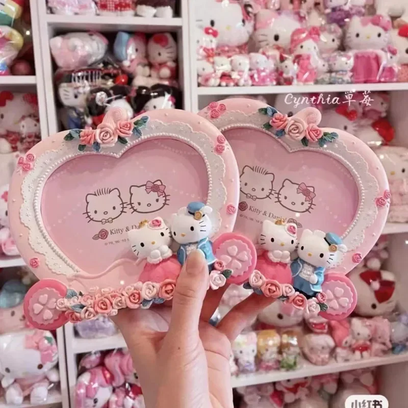 

Фоторамка Sanrio из смолы, Мультяшные постеры с Hello Kitty, вешалка, аниме декор, тыква, каретка, настольное украшение, игрушки для девочек, подарки