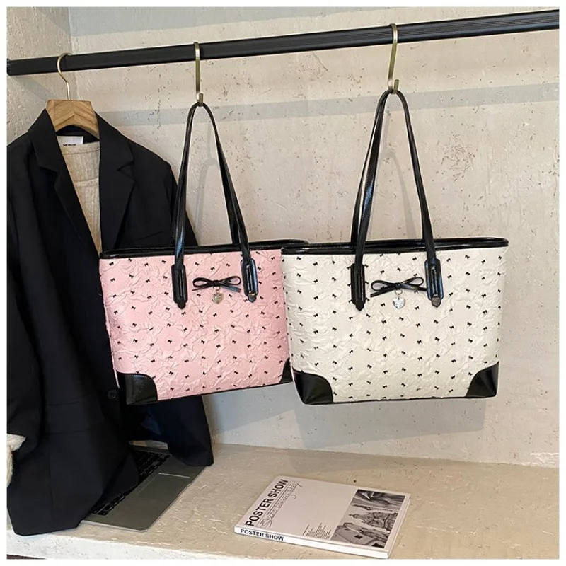 

Unique Leisure Business Messenger Bag With Solid Color Large Capacity Elegant Designer Paris Fashion Trendy Style