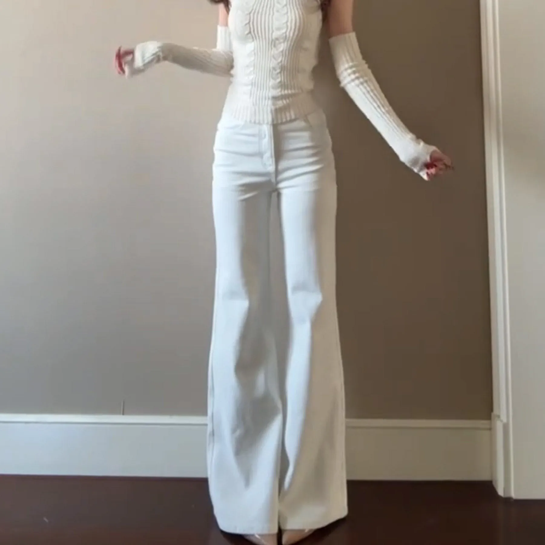 

Spring 2026 High Waist Flared Jeans Women's Slimming Sexy Style White Denim Pants Cotton Stretch Wear Resistant Ladies Jeans