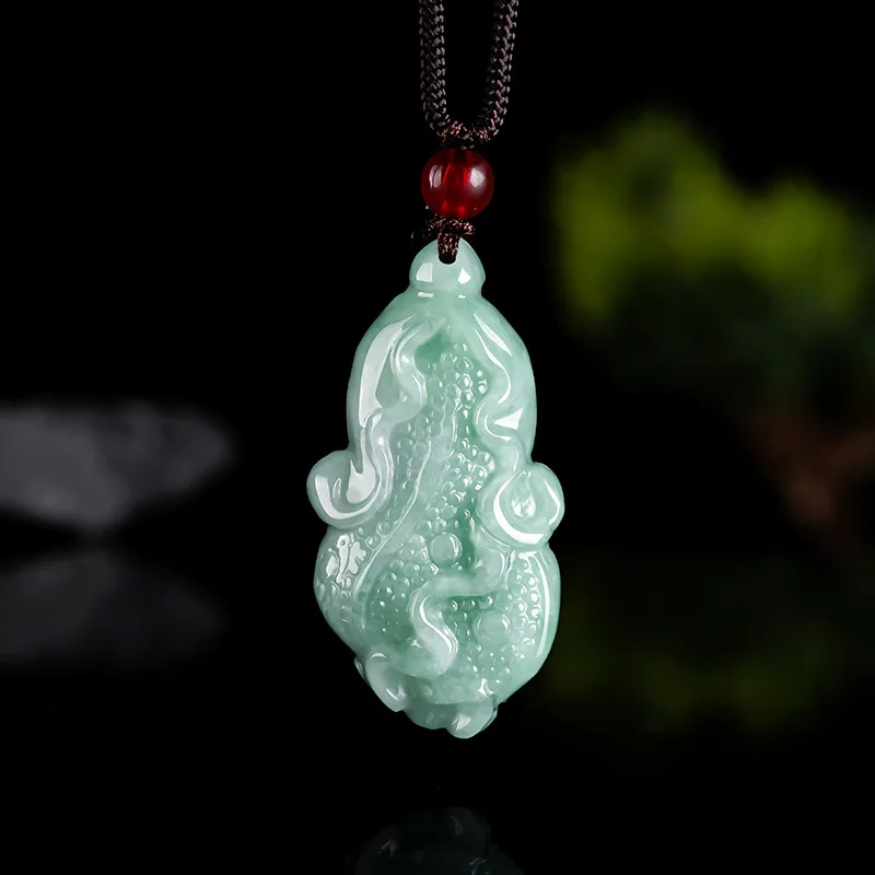 

Natural A Cargo Emerald Bean Green Handicraft Cabbage Pendant Fashion Boutique Jewelry Men's and Female Jade Necklace