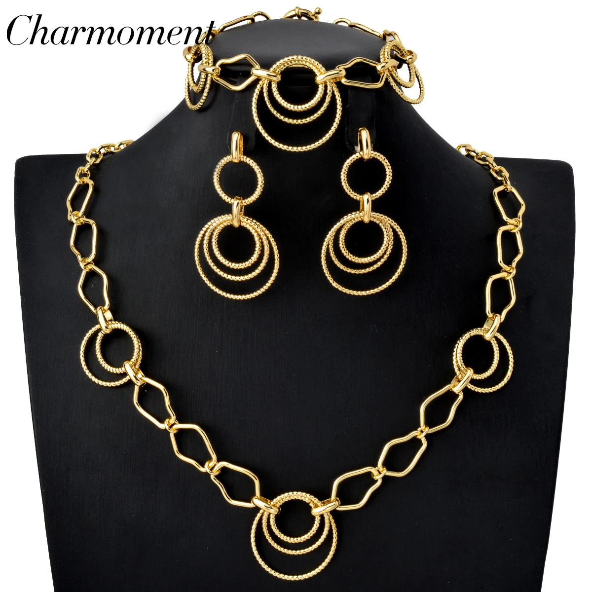 

Fashion Jewelry Set For Women Dubai Gold Plated Necklace Earrings Bracelet Dinner Chain Pendant Banquet Party Jewelry Accessory