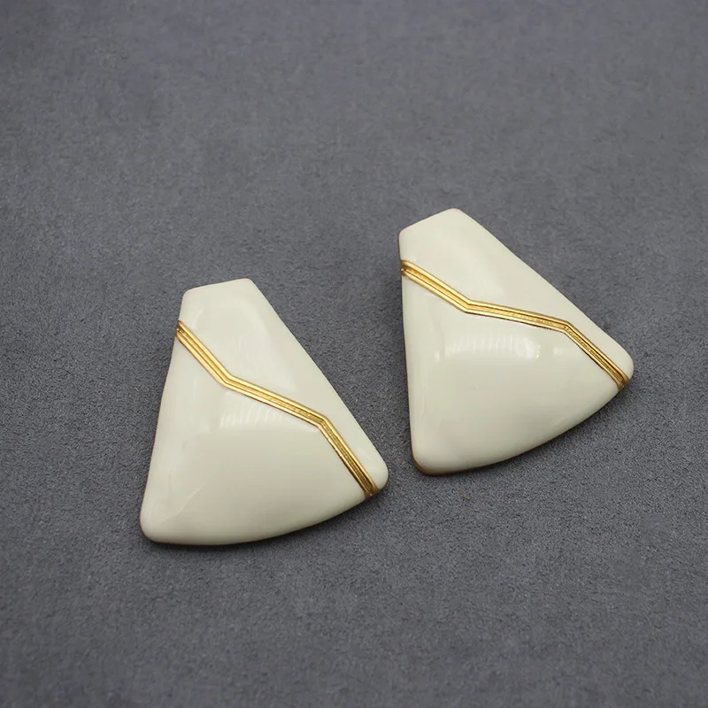Niche Design White Enamel Ear Cuffs with Real Gold Plating - Geometric Style