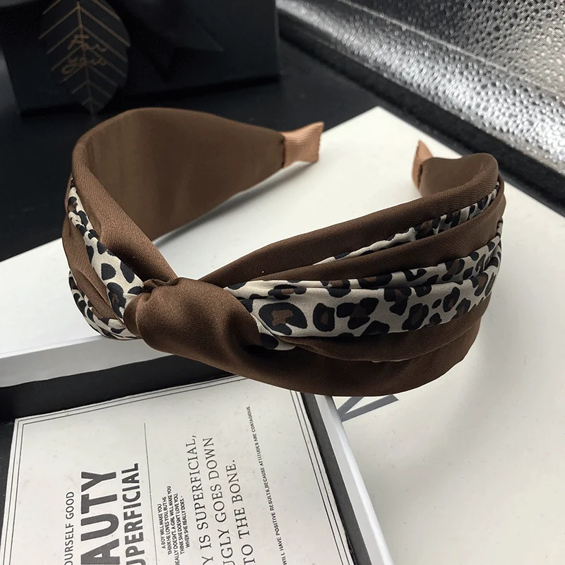 Melad Leopard Print Hair Headband for Women, High Skull Top Coffee Color Versatile Headband, Wide Edge Pressed Hair, Face Wash