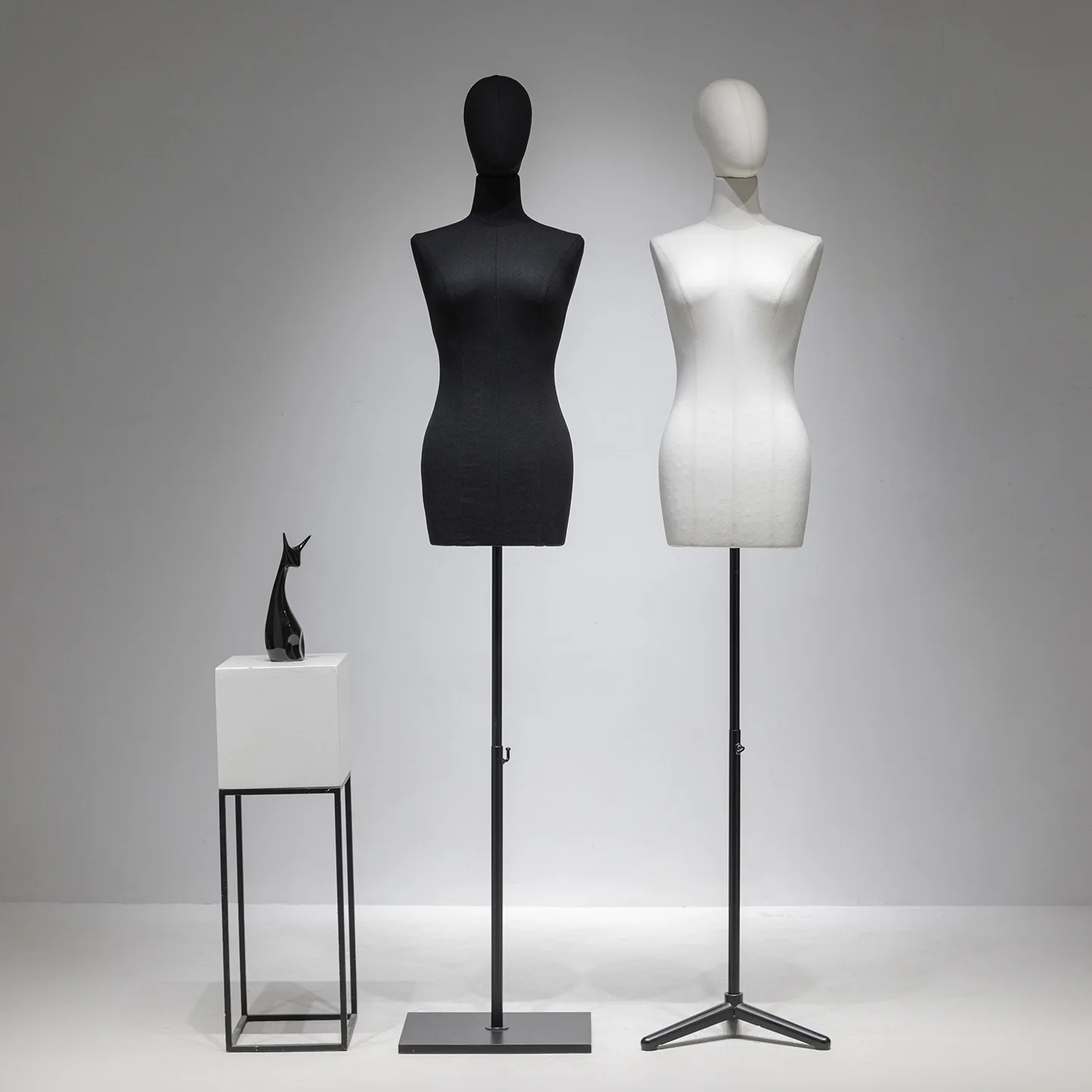 Factory store women's clothing store special model display stand foam pin stand three-dimensional cutting window dummy