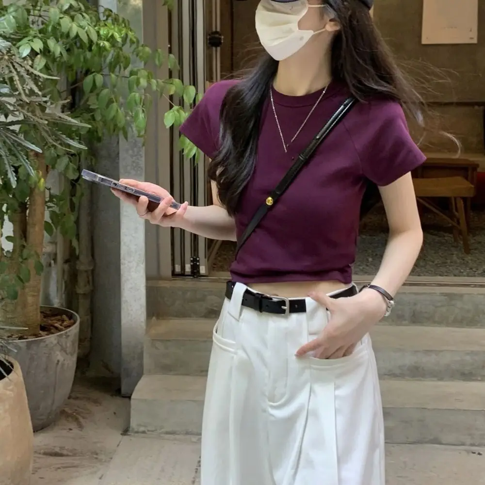 بسيطة بلون تي شيرتات قصيرة الاكمام شيك الحلو Y2K المحاصيل الأعلى الكورية نمط سليم صالح تي شيرت المرأة الشارع الشهير