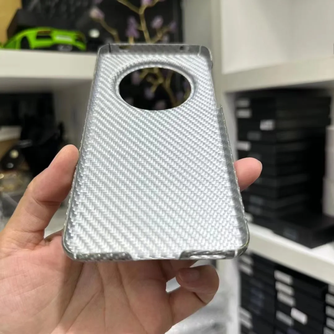 Carbon Fiber Phone Case for HUA WEI Mate60Pro Ultra-thin Aramid Fiber Cover for Mate60Pro Glossy Silver Camera Protection