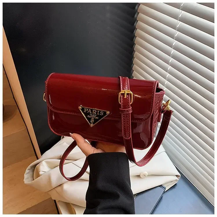 

2025 New Women's Luxury Genuine Leather Underarm Saddle Bag - Retro Fashion Design, All-Match for Commuting & Daily Use