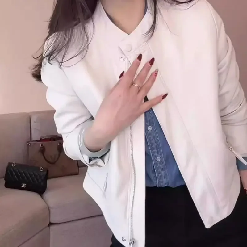 Burst Round Neck Shoulder Pad Leather Jacket Women Short 2025 Spring New Fashion Casual Small Motorcycle Simple Zipper Jacket