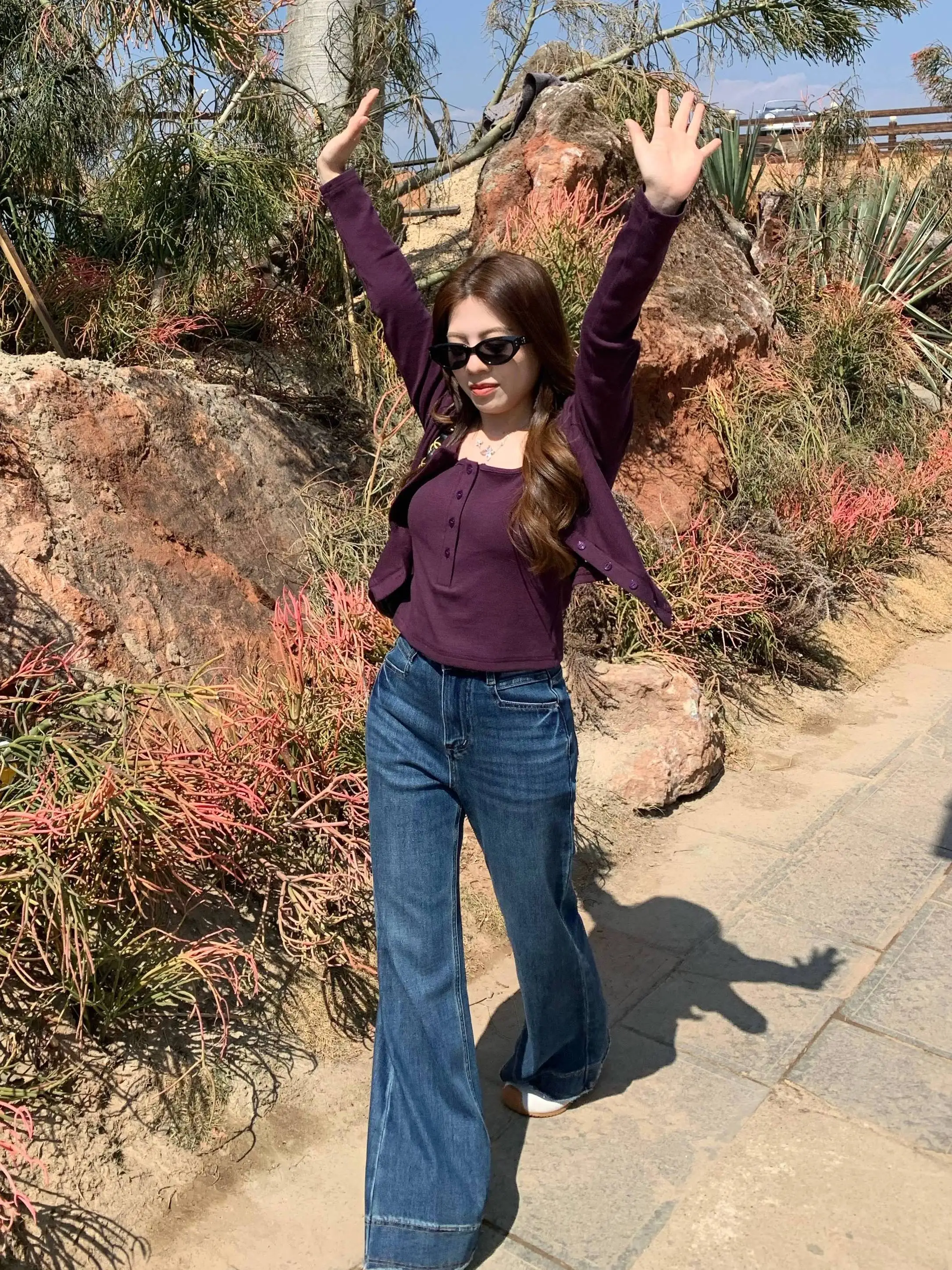 

Large Eye High Rise Bell Bottom Jeans Extended Length Original Denim Slimming Effect Versatile Fashionable Ladies Jeans