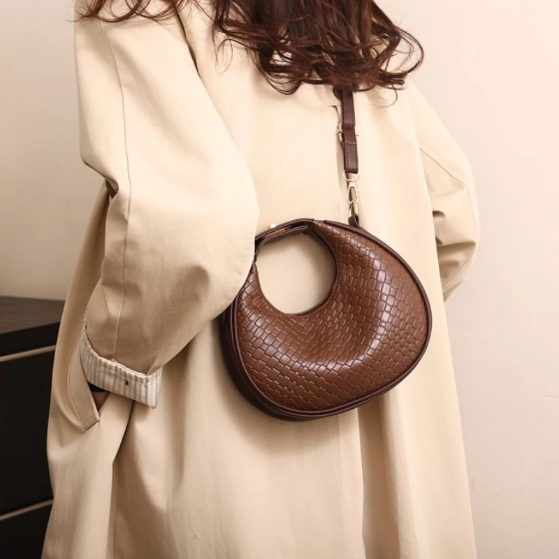 حقيبة يد عصرية وعصرية، حقائب كروس ذات نسخة كورية جديدة متعددة الاستخدامات بلون سادة، طراز نسائي جلدي بسيط #1