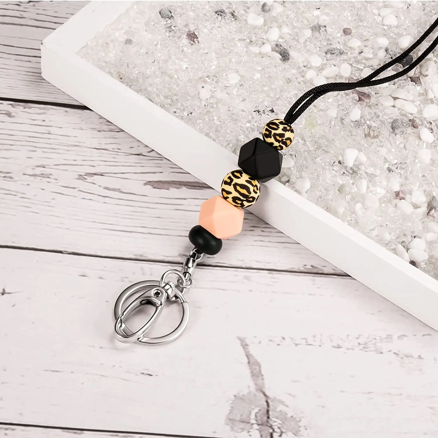 

A67Z Teacher Lanyards for ID Badges for Teens Silicone Beaded Lanyards for Keys for Women Nurse Office Worker