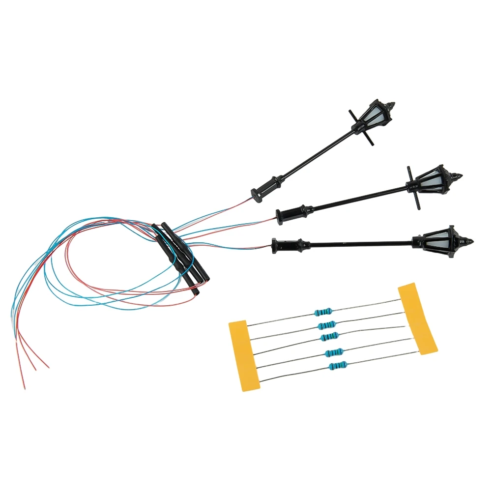 Upgrade Your Model Railway with These Three Robustly Built LED Street Lamps in O Scale at a Convenient Height of 7CM