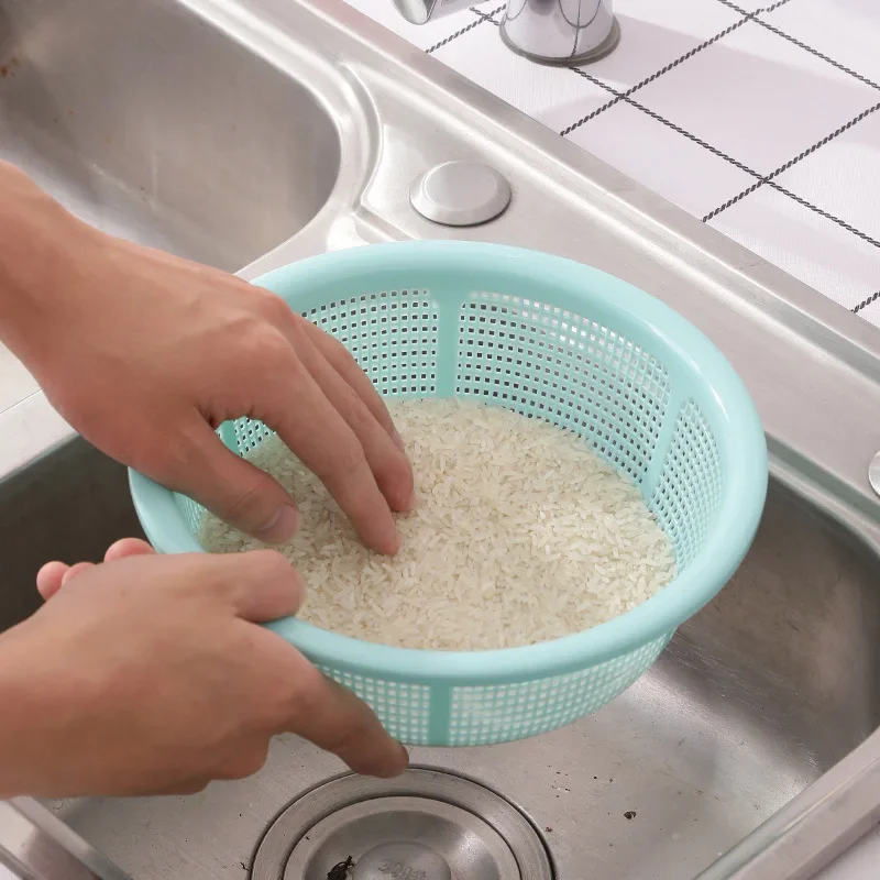 Kitchen Tools Simple Thickened  Plastic Washing Rice Sieve    Fruit and Vegetable Drainage Basket