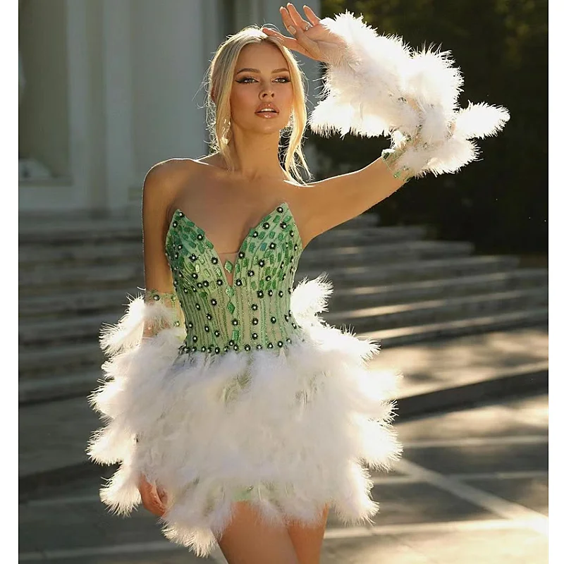 

Luxury Gorgeous Feathers Sleeve Green Jewel Sequins Strapless Mini Dress Celebrity Birthday Party Dress Performance Custom