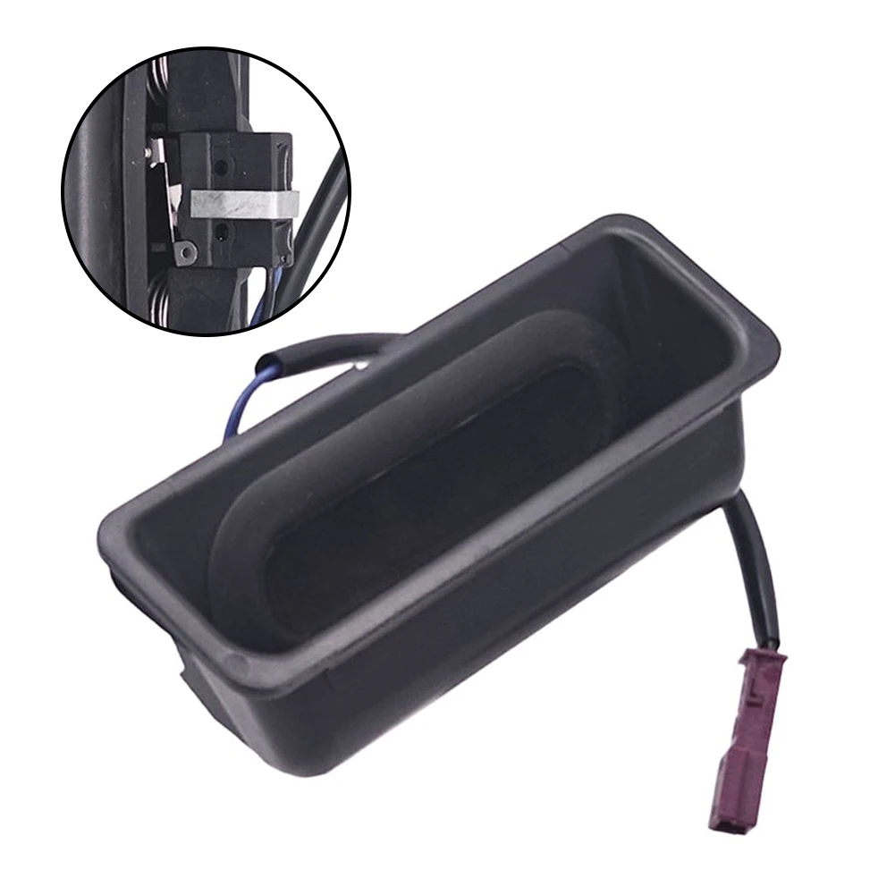 Trunk Lid Lock Switch Handle OEM Part Number 51248168035 For BMW For E39 For 525i For 528i 97-00 Replacement Car Accessories
