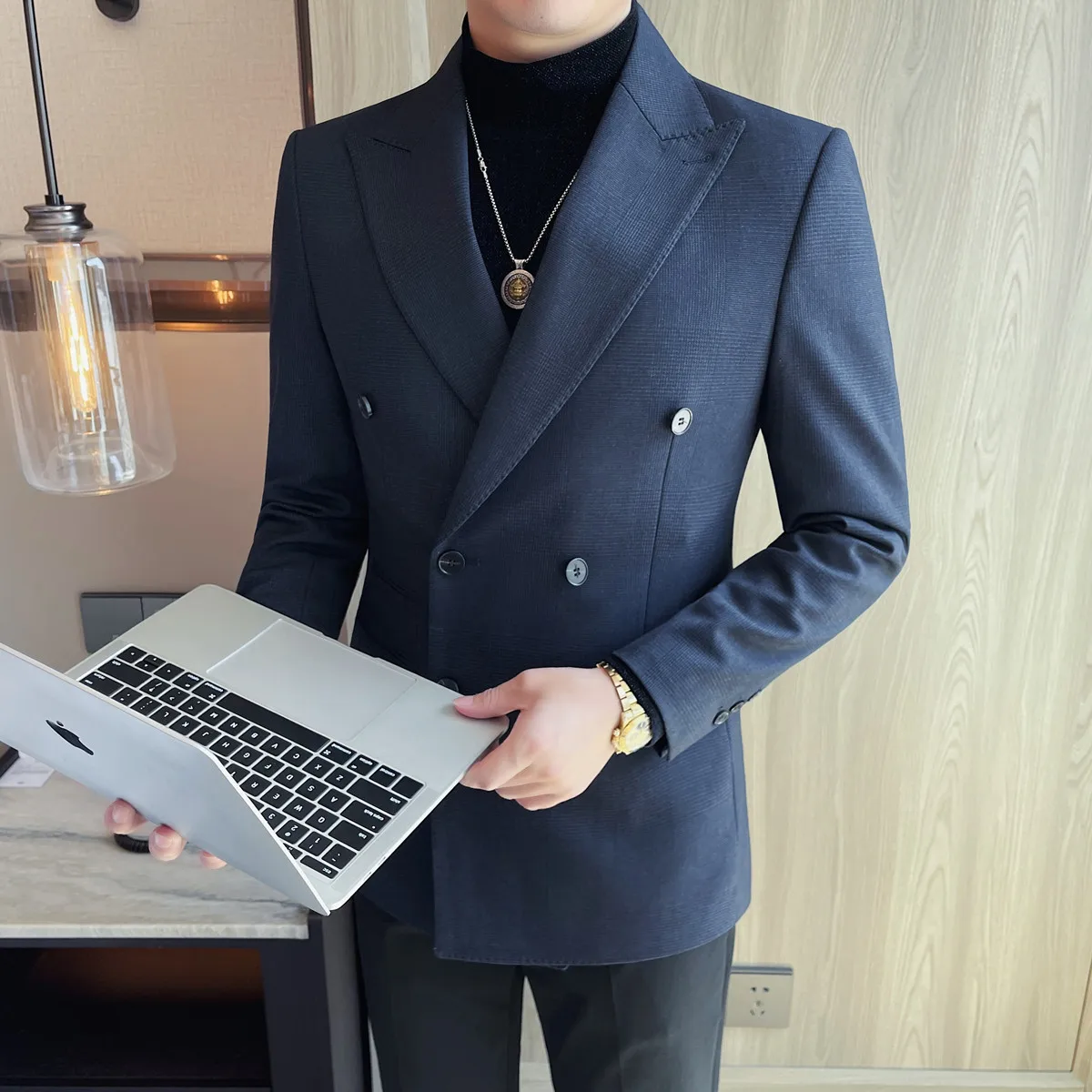 

Classic Checkered Double Breasted Suit Jacket for Men Slim Fit Casual Business Men Blazers Wedding Groom Banquet Party Coats