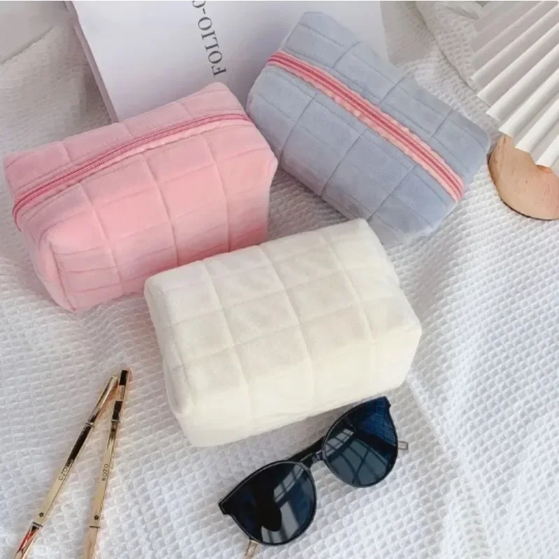 Cute Plush Pillow‑Shaped Makeup Bag Large Capacity Portable Travel Cosmetic Toiletry Wash Bag Storage Organizer For Women Girls
