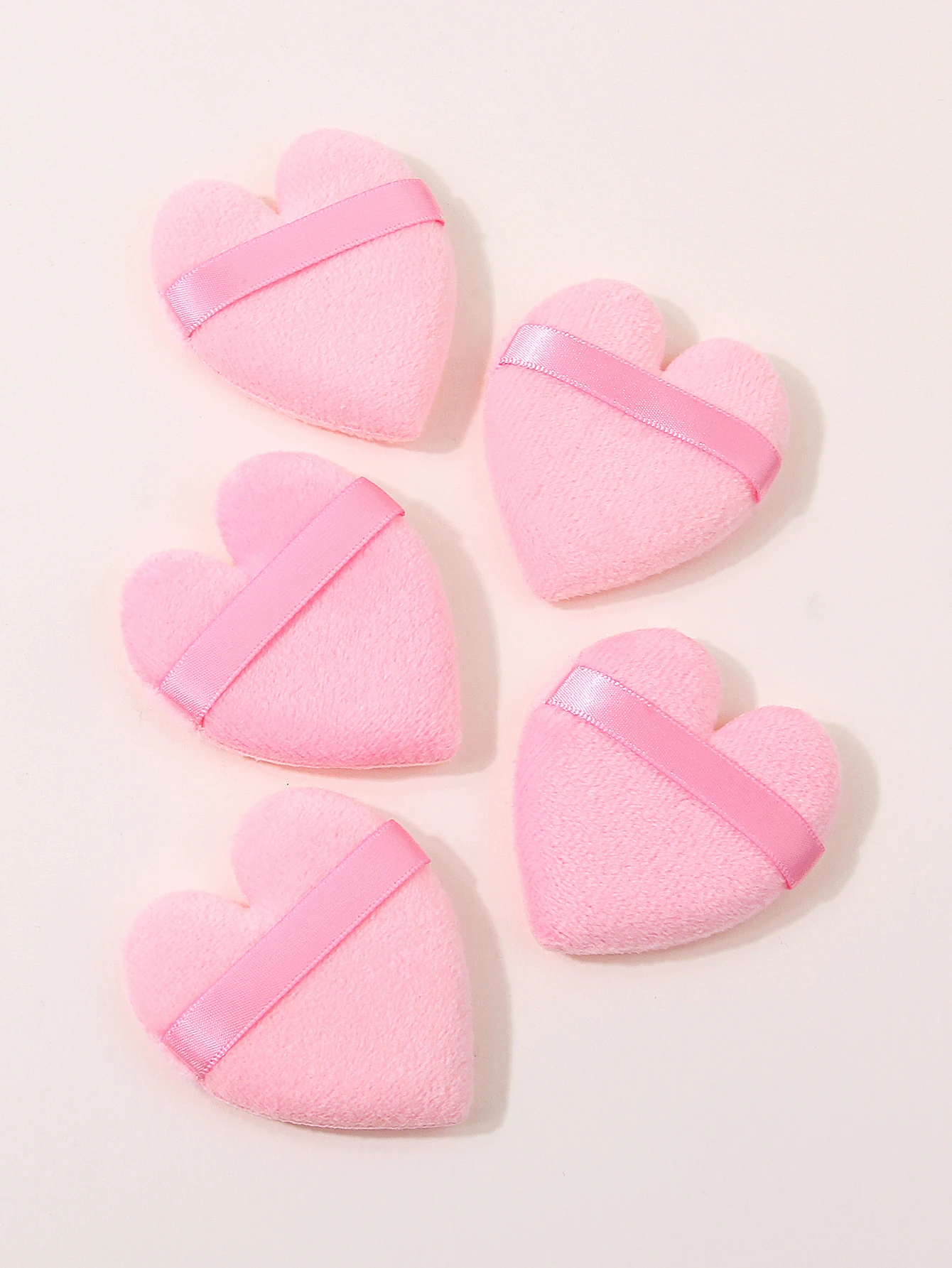 5Pcs Heart Shaped Makeup Puff, Pink Soft Powder Puffs with Strap for Loose Powder Foundation Blush Body Makeup