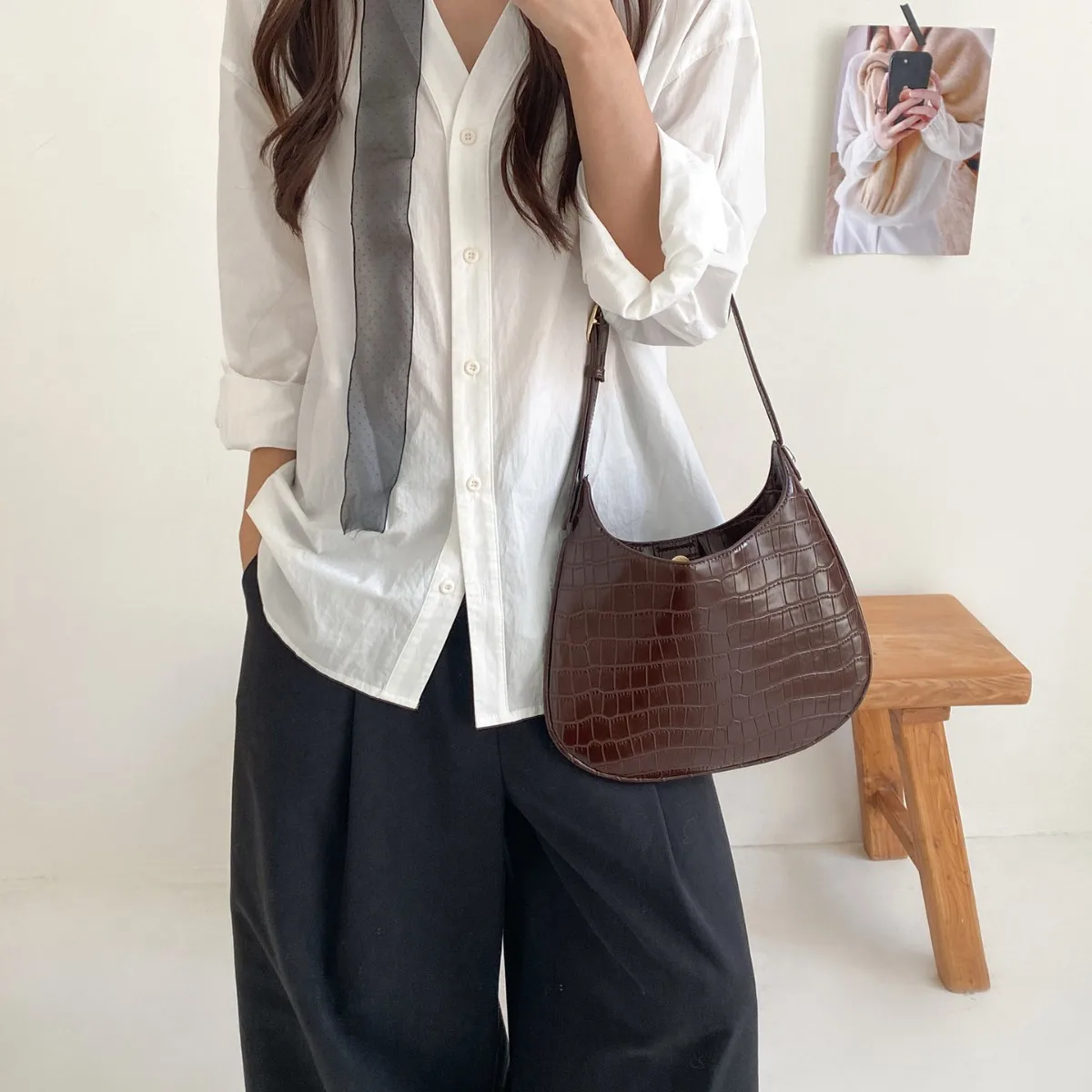 Women Crocodile Pattern Shoulder Bag PU Leather Hobo Handbag Solid Underarm Purse Adjustable Strap Casual Tote for Ladies Daily