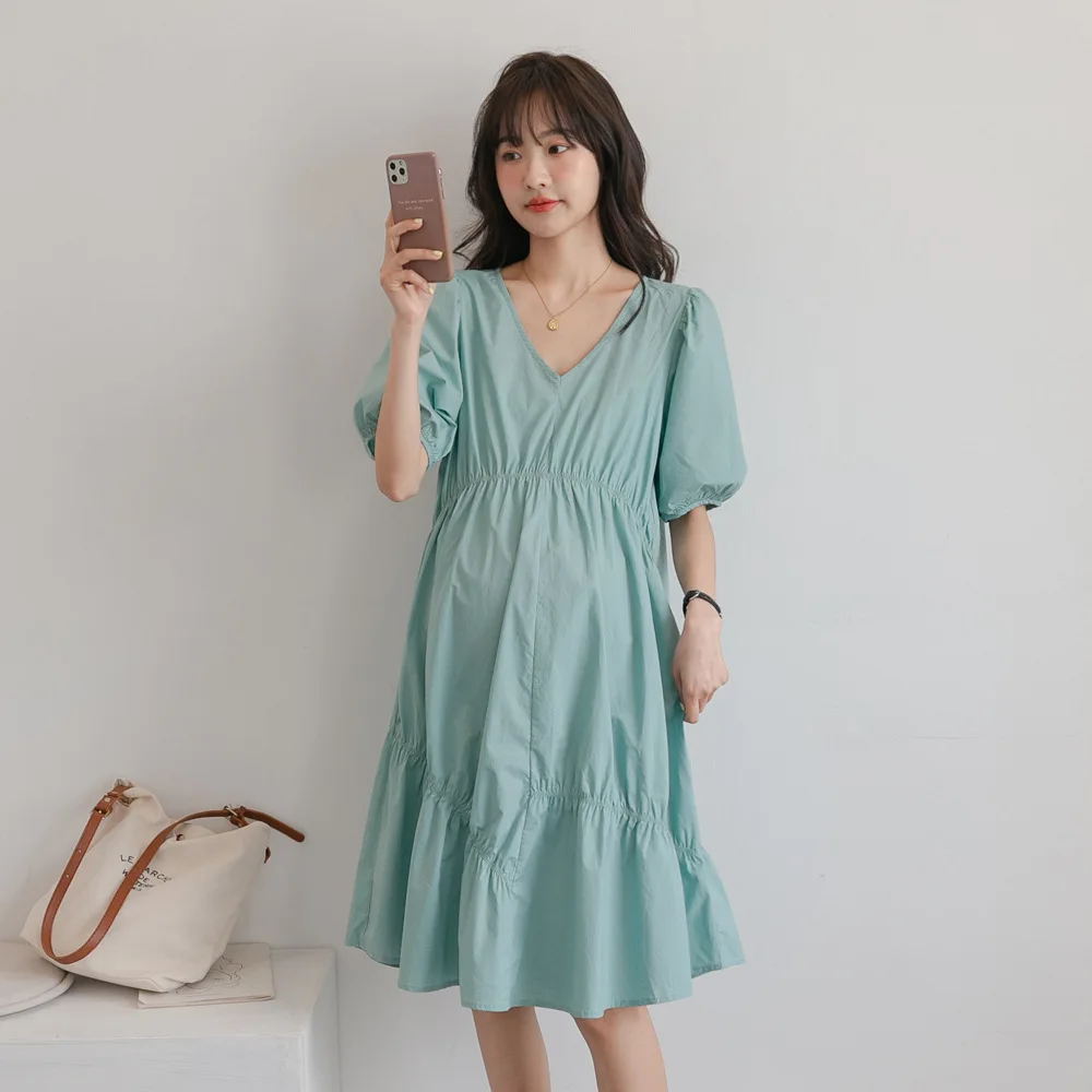 Vestido de maternidad reductor de edad elegante, novedad de verano 2023, estilo con cuello en V, versión coreana, vestido suelto para mujeres embarazadas