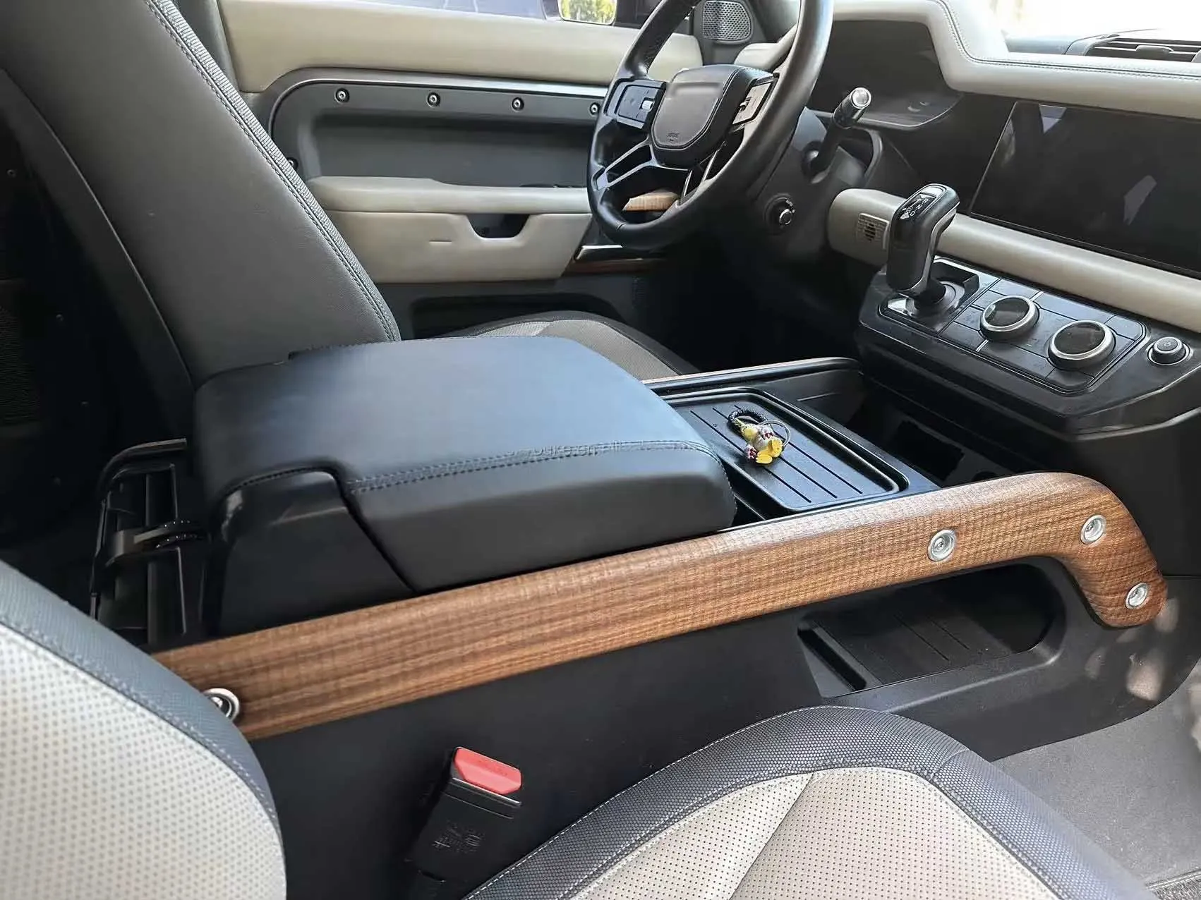 Car Interior Accessories Wood Interior Trims Center Console Trims Door Handle Covers End Plate Covers for Land Rover Defender