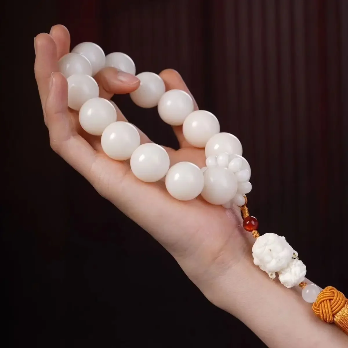 Natural White Jade Bodhi Hand-held 2.0cm Chanting Buddha Beads WenPlay Good Lucky Men and Women Prayer HandString With Charms