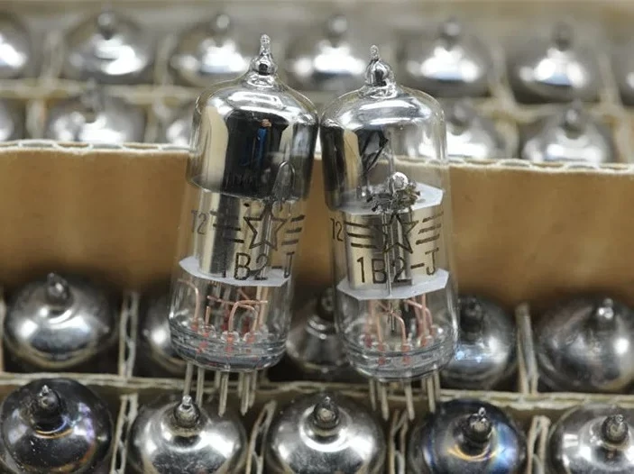 for Beijing 1B2 1A2 1K2 2P2 inventory - brand new original box - paired - vacuum tubes
