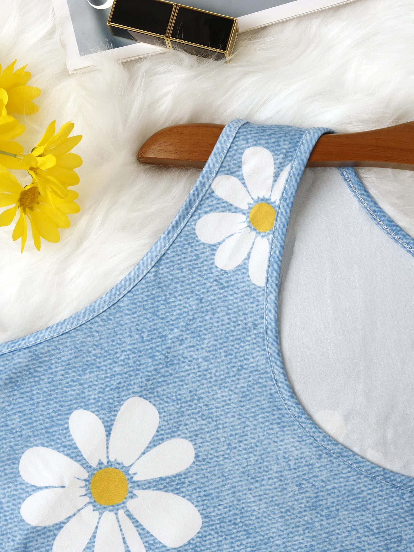 เสื้อแขนกุดลำลองสำหรับผู้หญิงขนาดใหญ่พิเศษพิมพ์ลายดอกเดซี่ฤดูร้อนแฟชั่นนุ่มน้ำหนักเบา