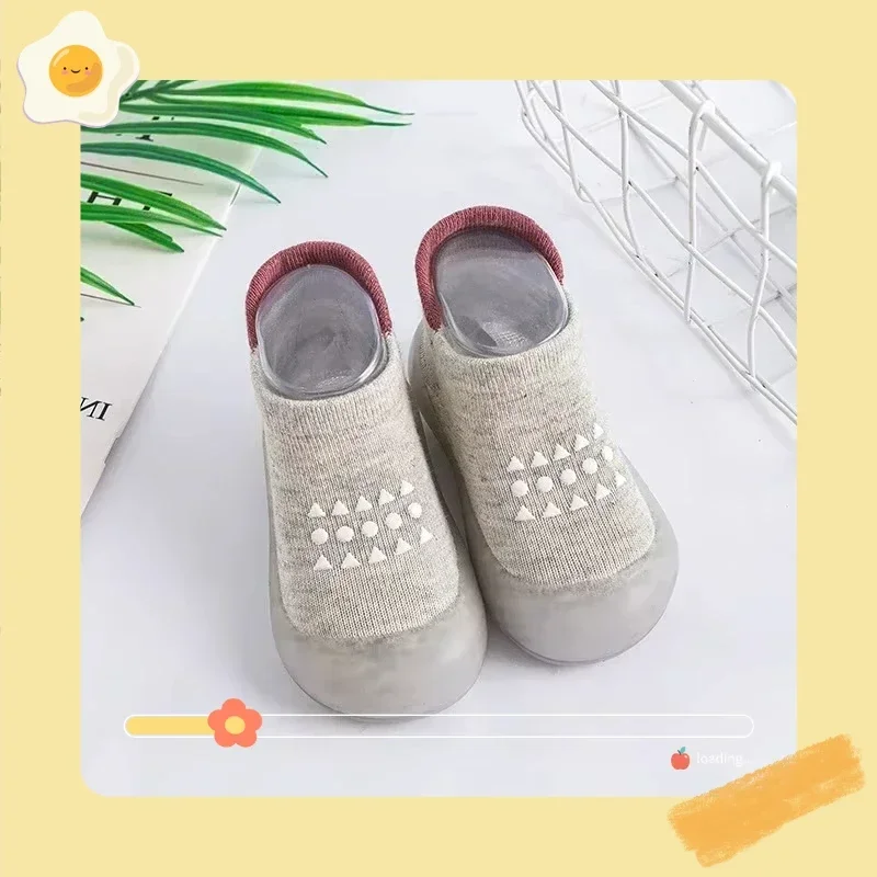 لطيف متعدد الألوان منقط لينة سوليد أحذية الأطفال عدم الانزلاق تنفس الطفل أرضية داخلية الجوارب أحذية أطفال #2