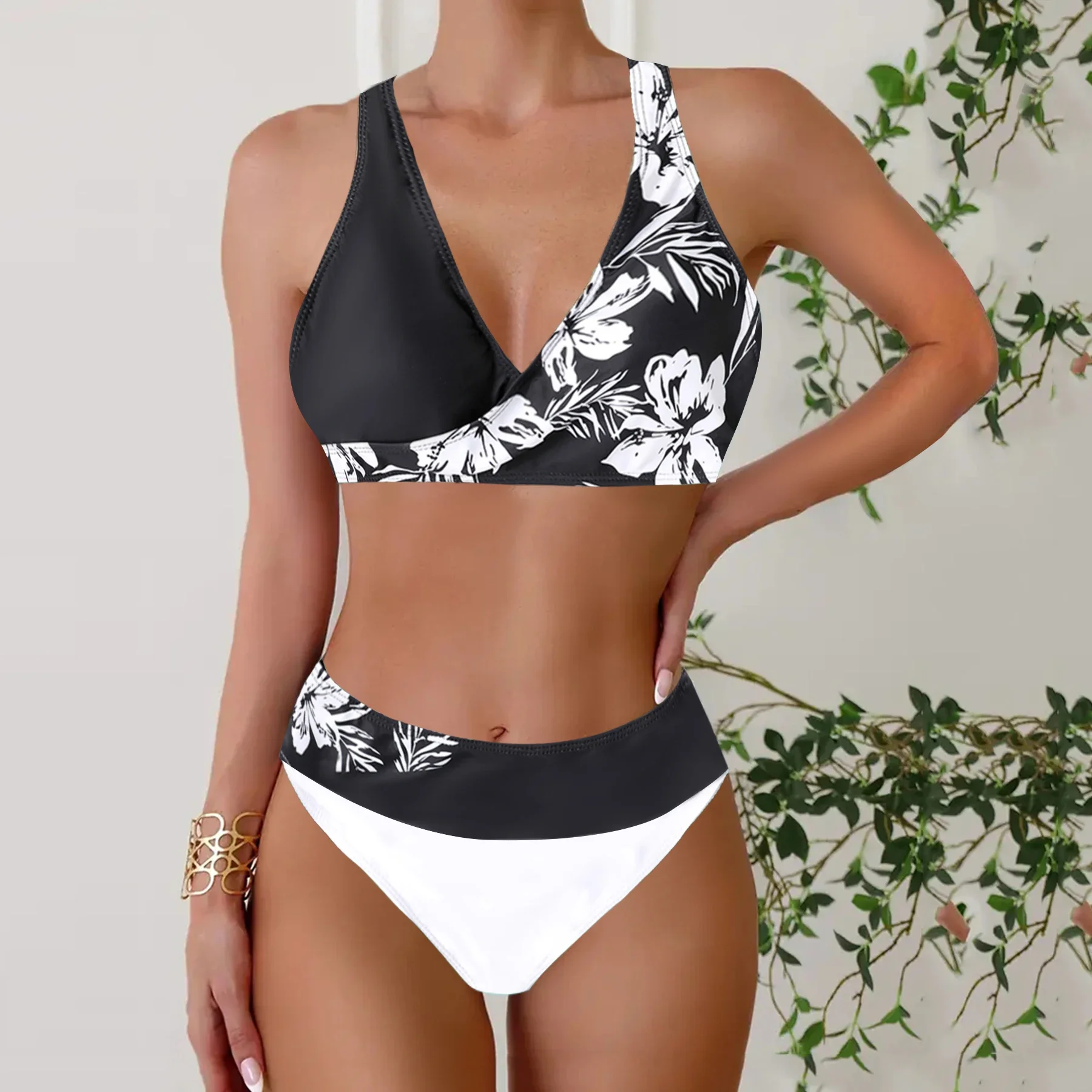 Two-piece Bikini Swimsuit for Women Summer Sexy Tankini  Patchwork Multi-Color Sexy Bikini  Vacation Swimsuit Summer Beachwear