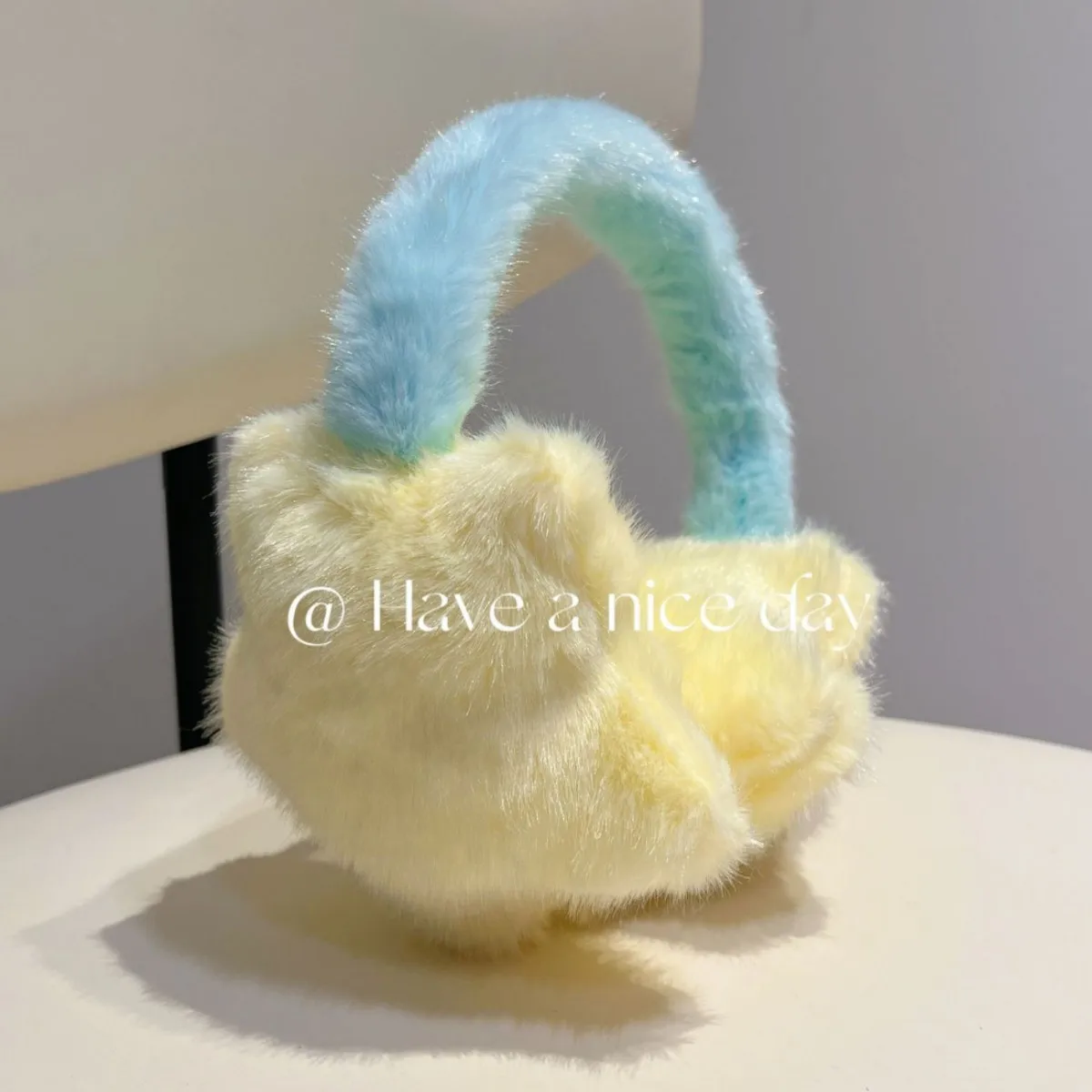 Cute Star Pattern Warm Earmuffs Windproof Anti Frost Headphone Style for Winter Cycling Students