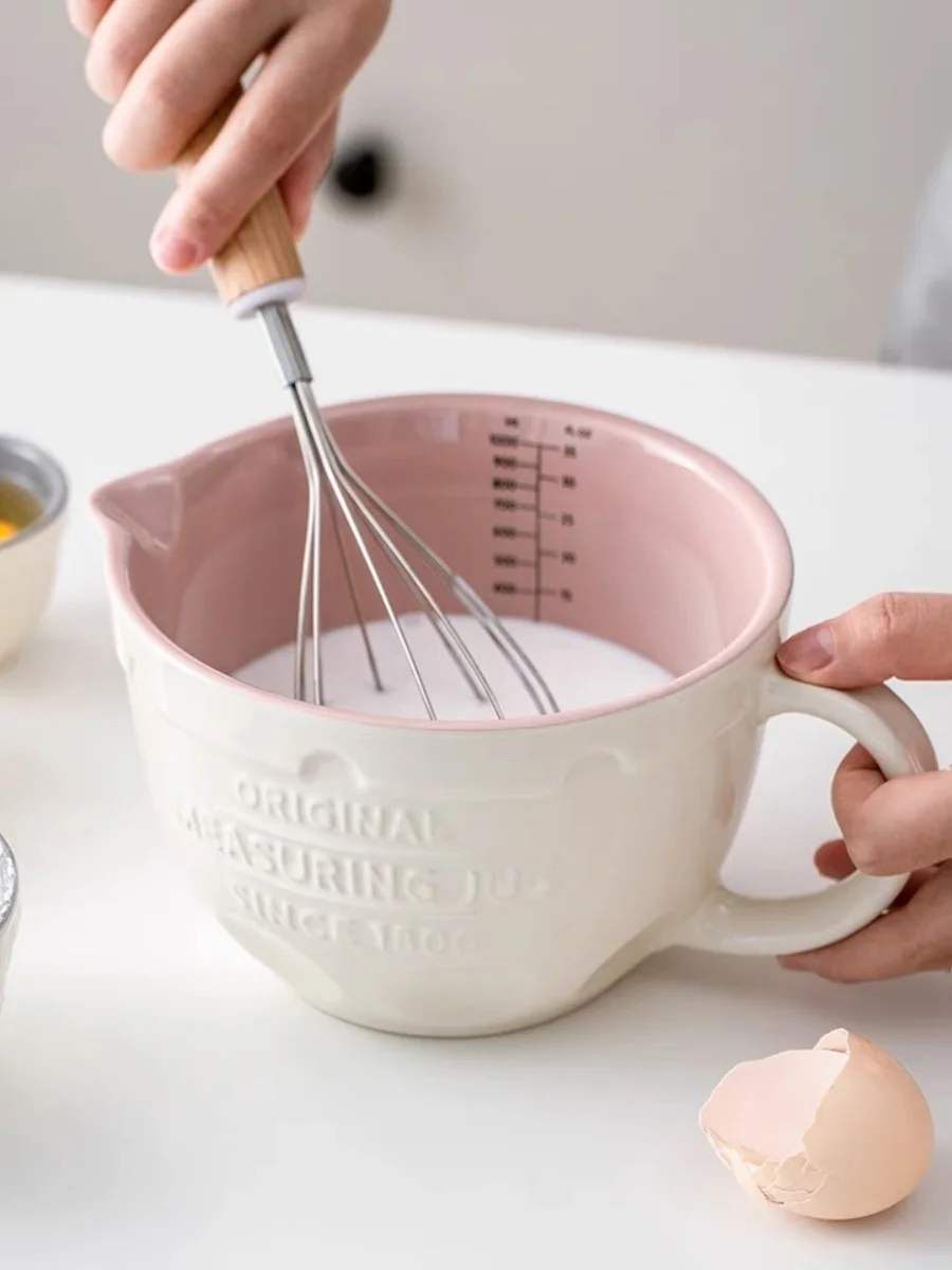 

British Measuring Cup Ceramic Measuring Cup with Scale Mixing Bowl Baking Egg Beater Cup Free Shipping Taza De Porcelana LOGO