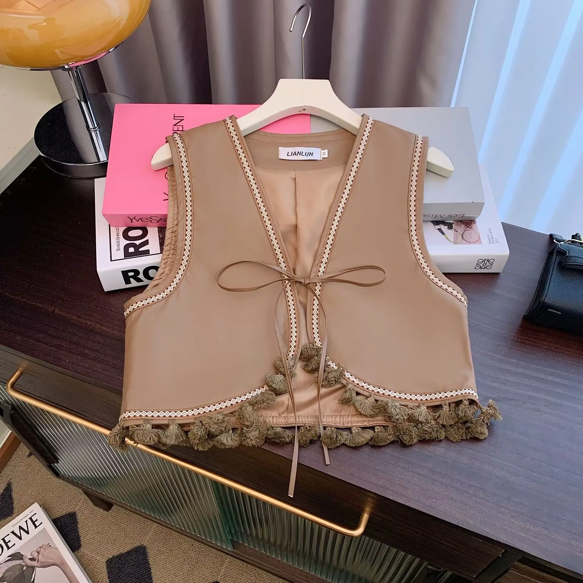 

Retro Ethnic Sle Travel Faux Fur Ball Tassel PU Leather Brown Belted ort Vest Women's Outerwear Holiday Svel Top