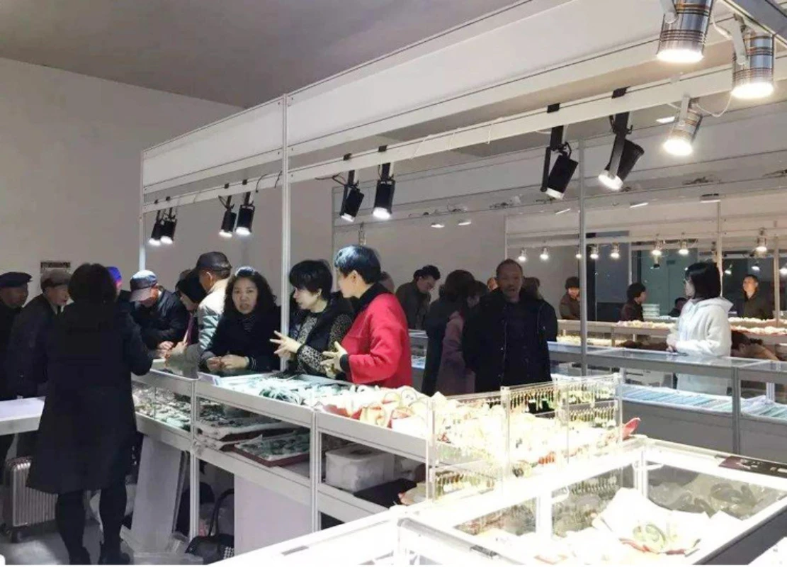 ضوء معرض مجوهرات اليشم ، مضاد للوهج ، تعتيم ذكي ، تعديل اللون ، لون حقيقي ، حجر صغير جدًا ، تركيب سريع ، 75 واط