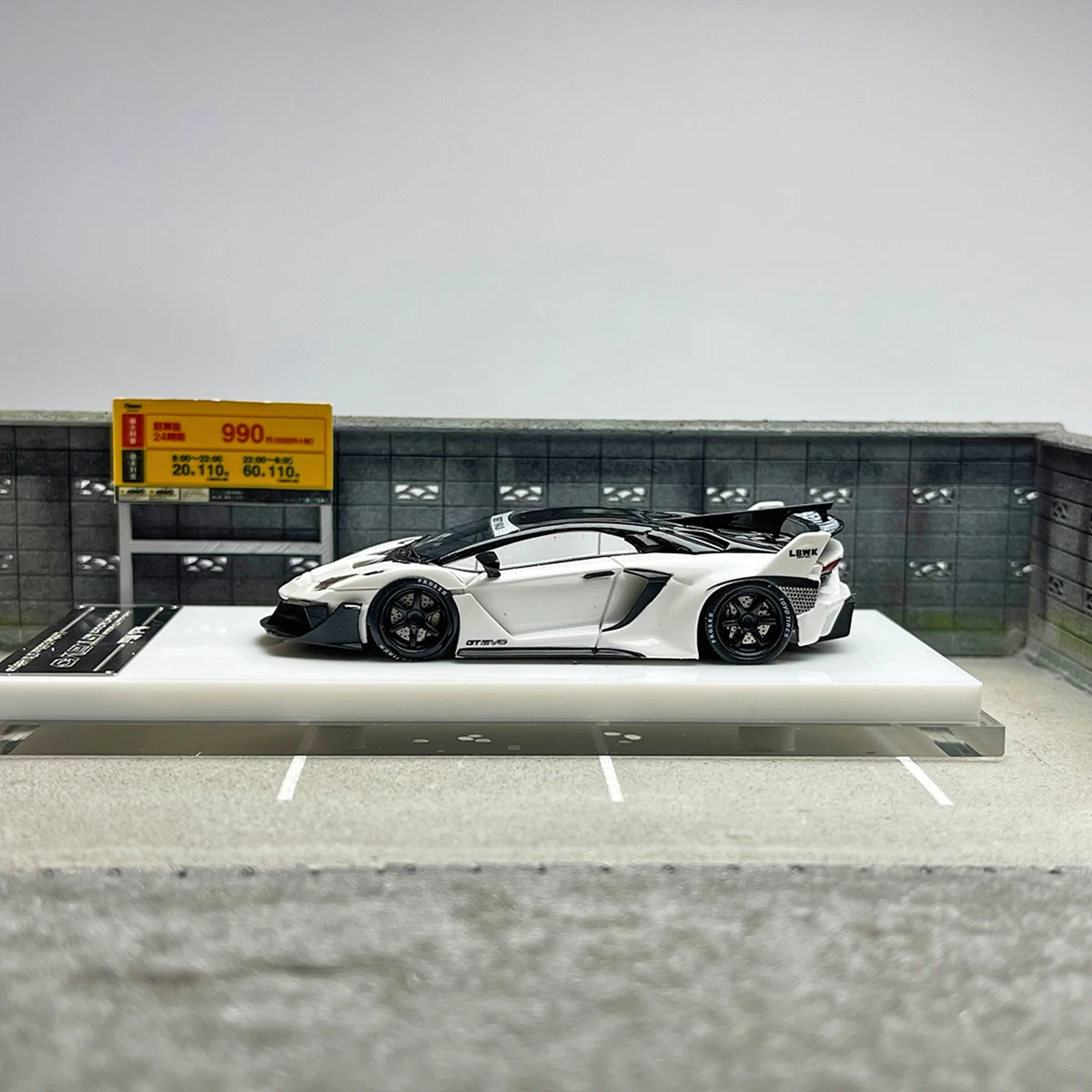 ScaleMini 1:64 LP700 GTEVO resin model car Color: White