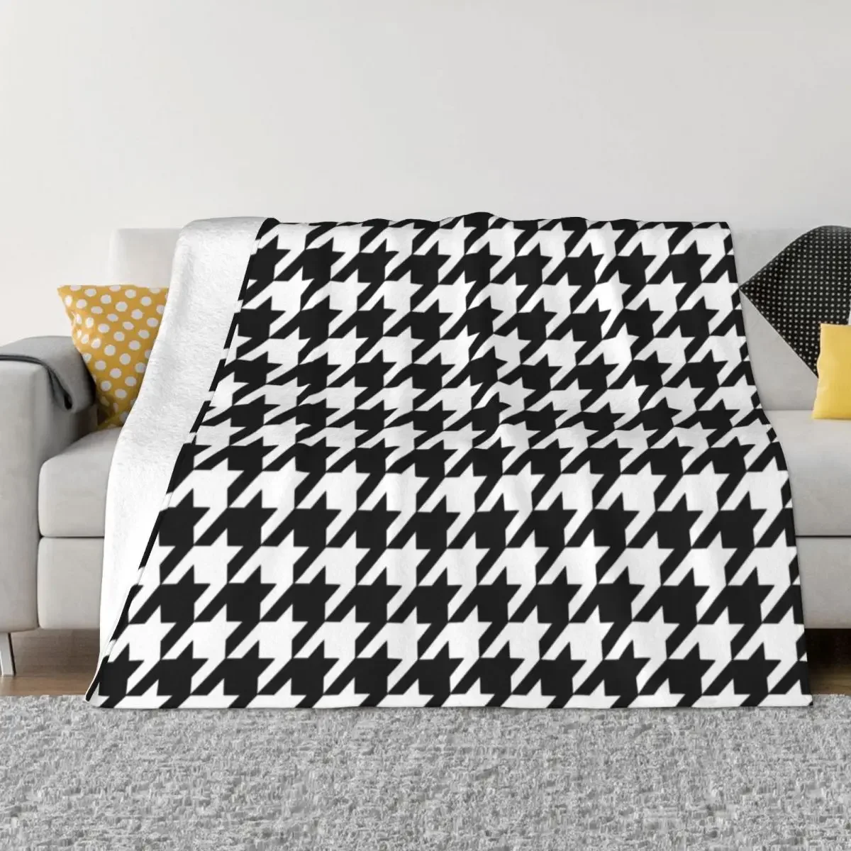 

Black and White Houndstooth Throw Blanket halloween for babies Beach cosplay anime Blankets