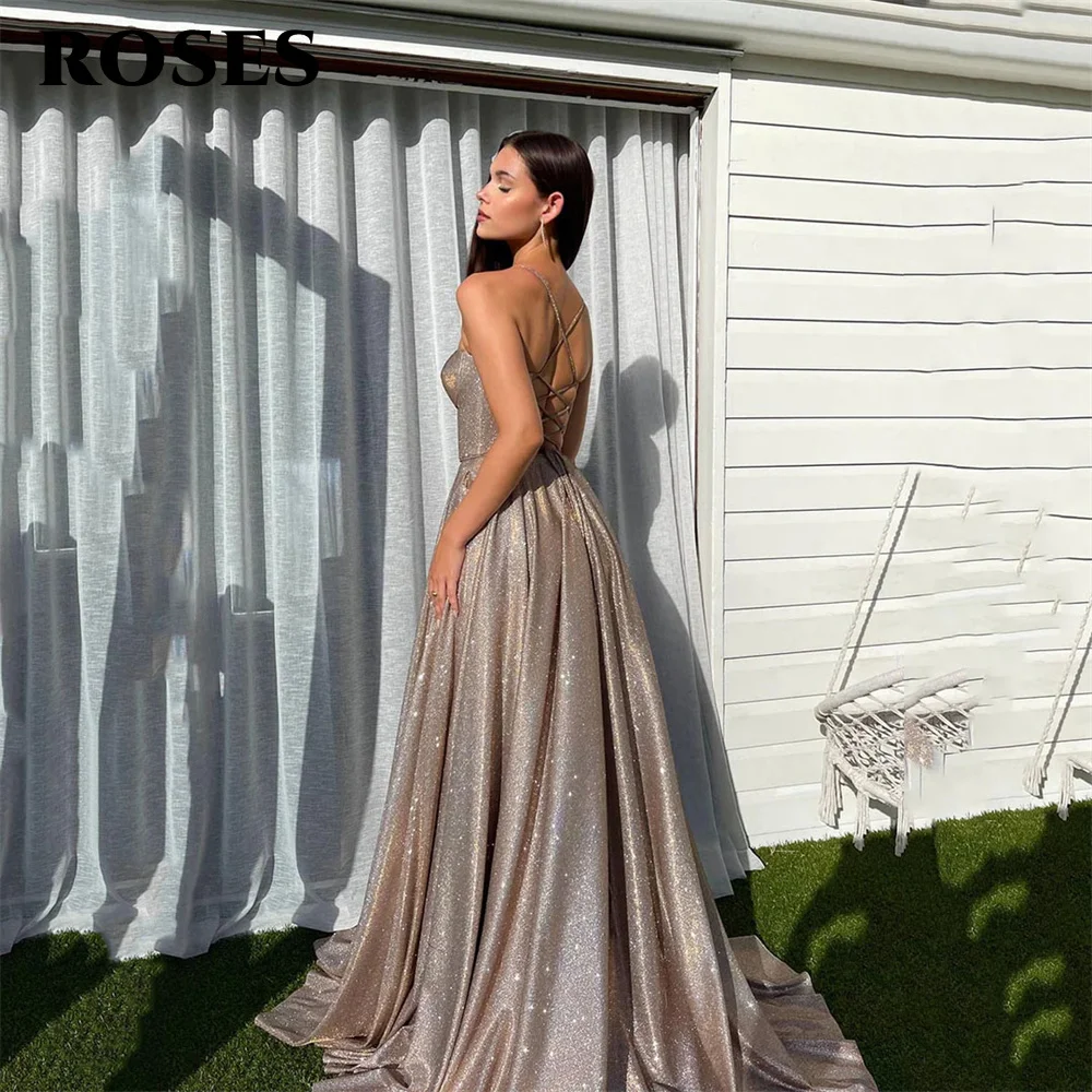 ROSES Shining Silvery Spaghetti Strap Prom Dresses Lace Up Back Party Dresses with Side Split Sweetheart Beach robes de soirée