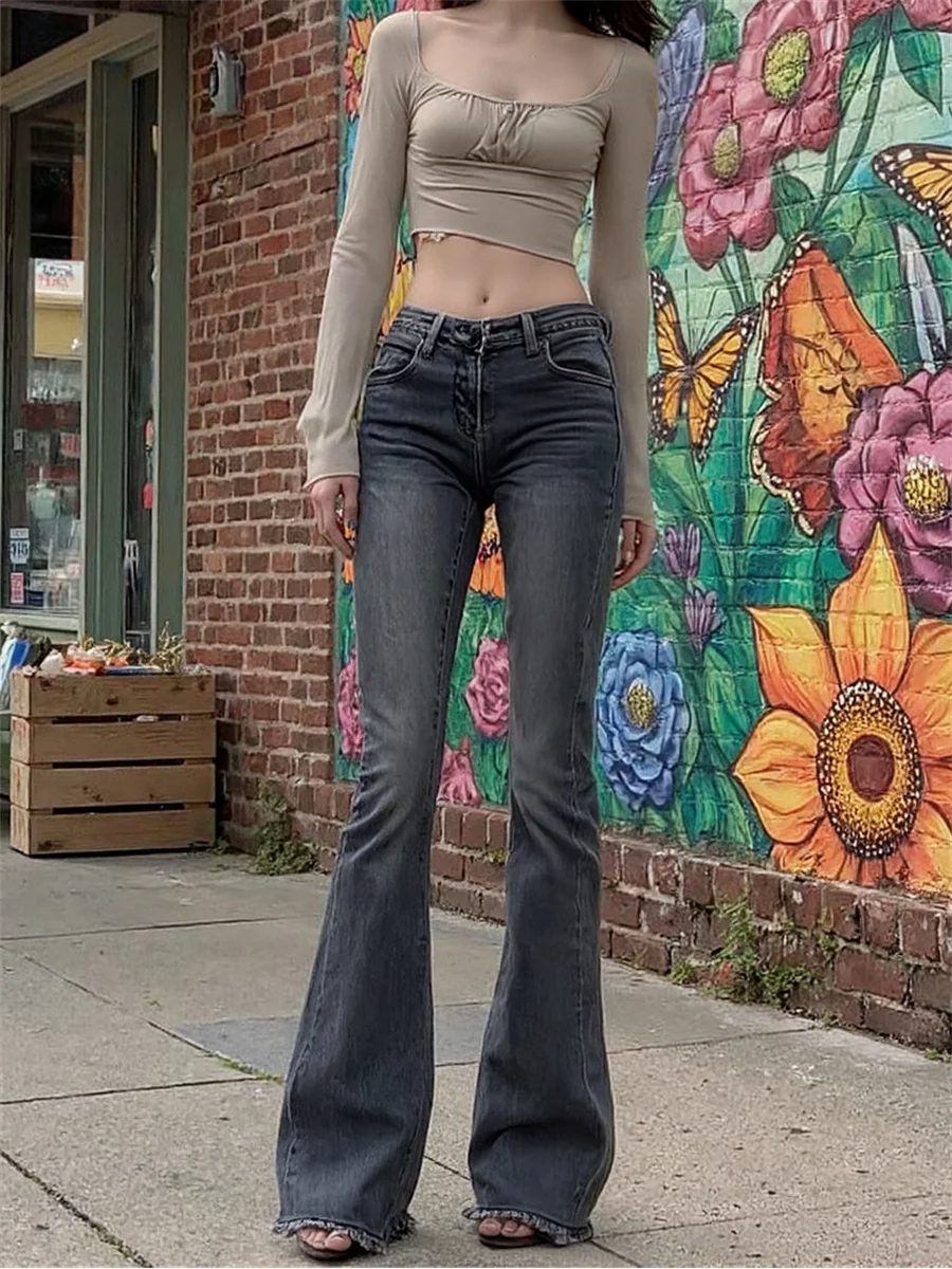 جينز نسائي منخفض الارتفاع متوهج أزرق متدرج اللون من قماش الدنيم أنثى عتيقة طراز Y2K بنطلون فضفاض غير رسمي ملابس الشارع الكورية