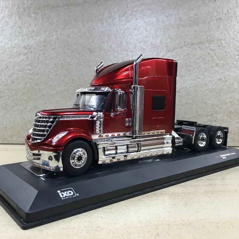 Diecast Alloy 1:43 Scale American Trailer Truck Head International Lonestar Traction Head Transporter Vehicle Truck Model Toy