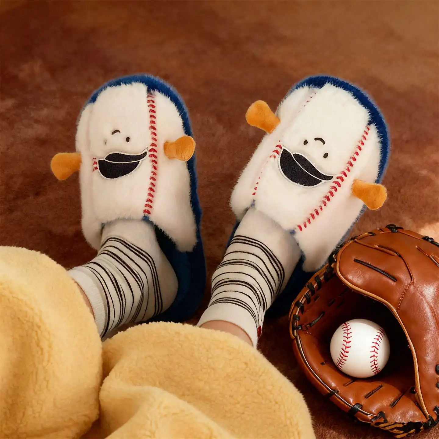

New Couple Home Slippers Autumn Winter Non-Slip Warm Cute Baseball Design Indoor Furry Cotton Shoes for Men And Women