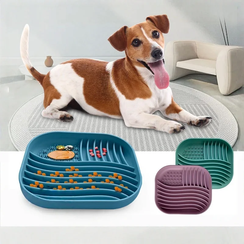 

Silicone Pet Licking Pad Cat and Dog Slow Food Non-slip Placemat Pet Bowl Thickened and Non-slip Multiple Colors Shapes