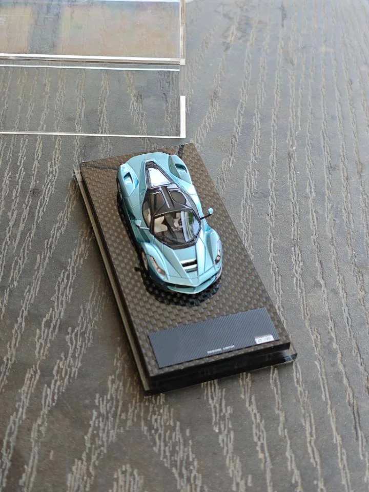 DMH 1/64 F150 Ice blue carbon Fiber base resin car model Collection gift