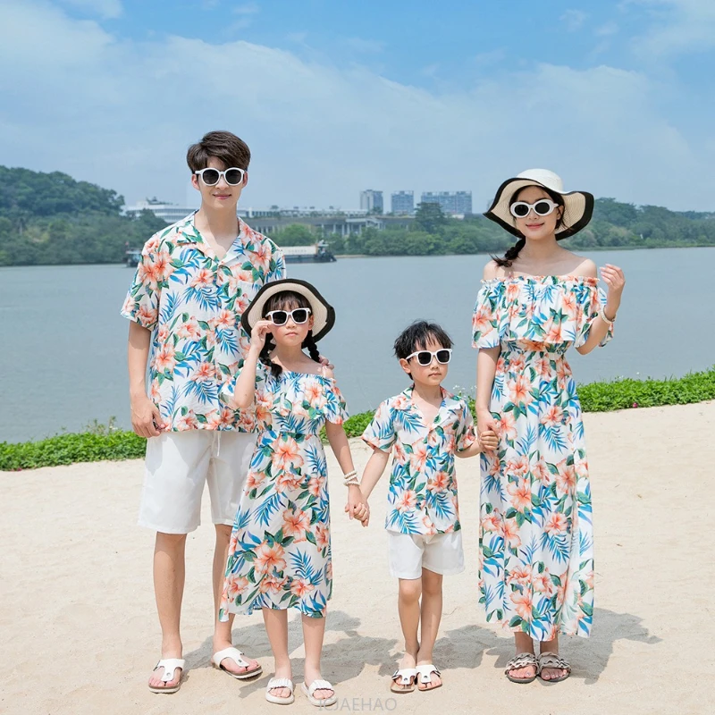 Dress 2025 Woman Family Matching Outfits Beach Vacation Set Couple Mother Daughter Wear Father Son Shirts Floral Print Summer