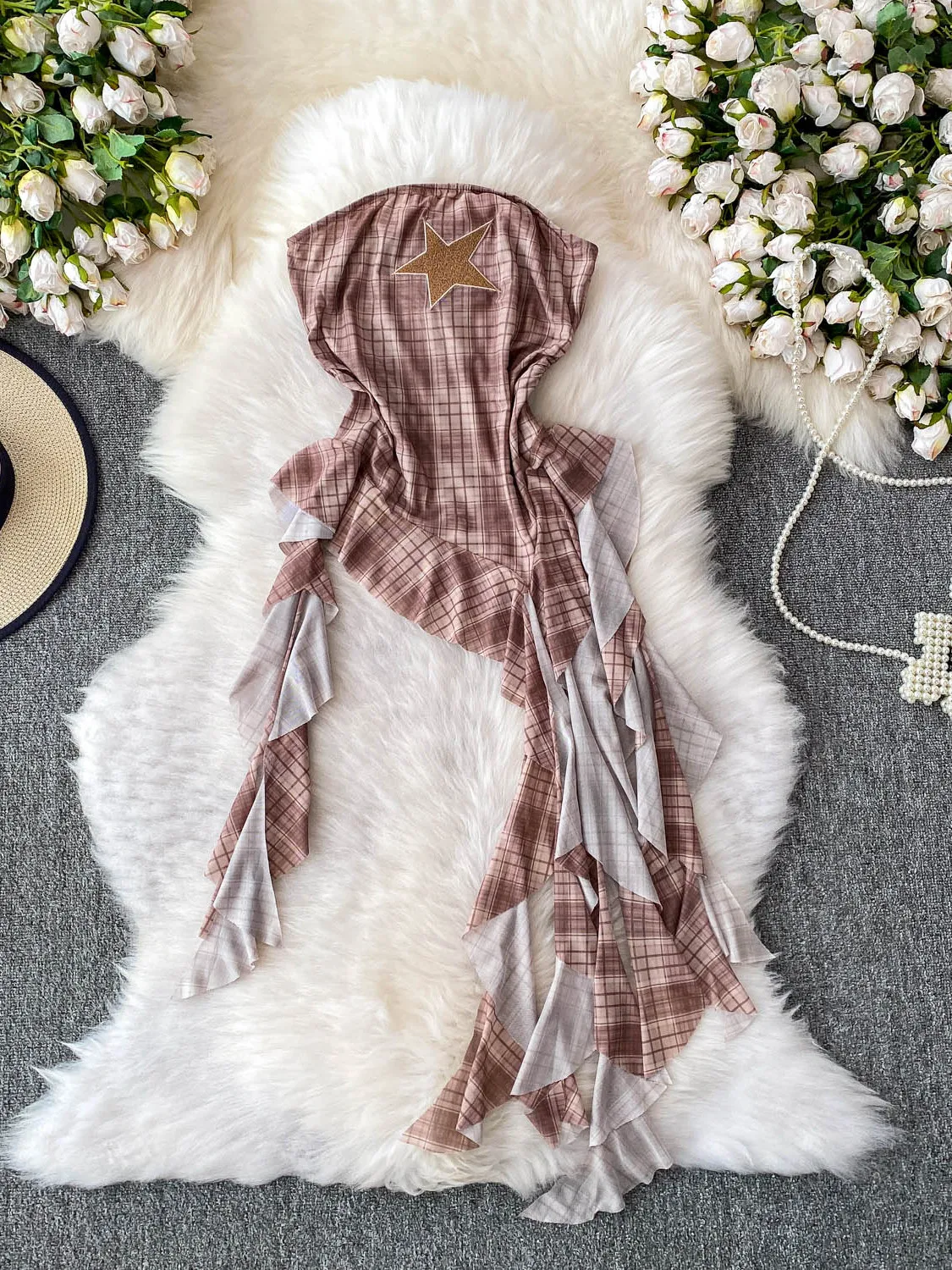 アメリカンスタイルの星柄プリントクロップトップ、レディーススリムフィットサマーアシンメトリープレイドベストデザインセンセーションストラップレスボディスーツ