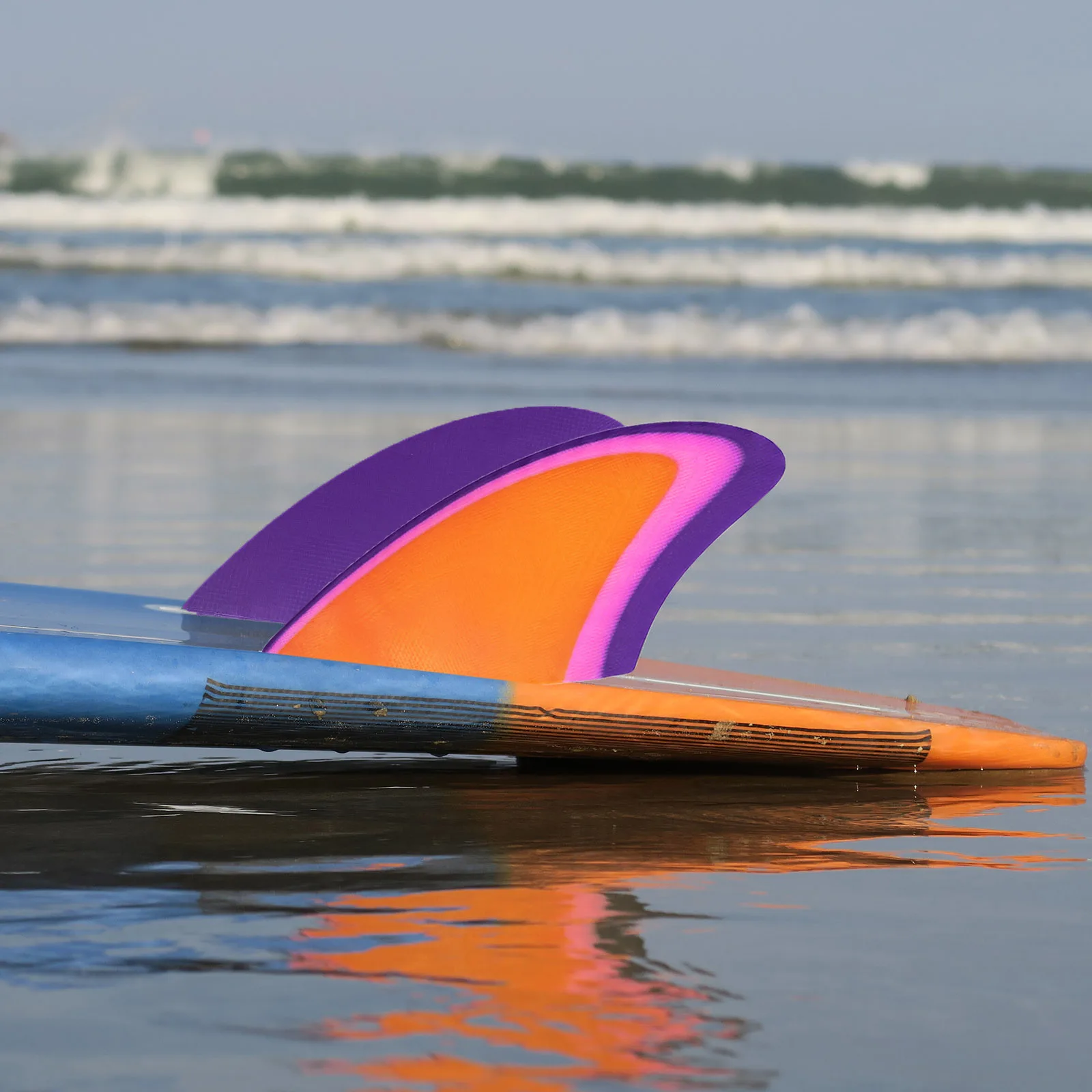 Twin Keel Fins (2 Flossen) Single/Dual II Tab Surfing Fins aus massivem Fiberglas für geringes Gewicht, Haltbarkeit und Top-Performance – Detail 7