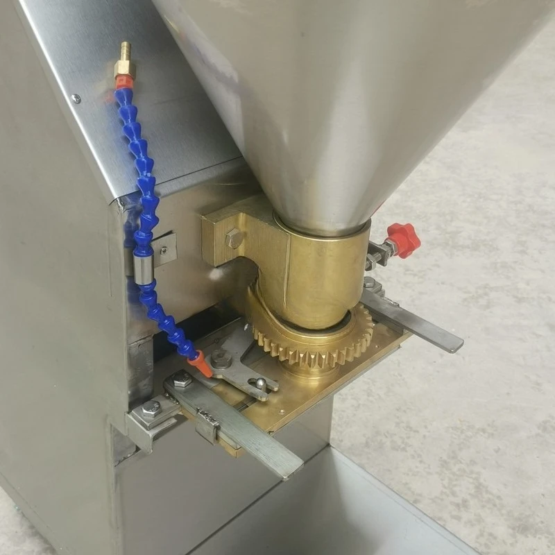 Multifunctional stainless steel beef ball household pork meatball forming machine