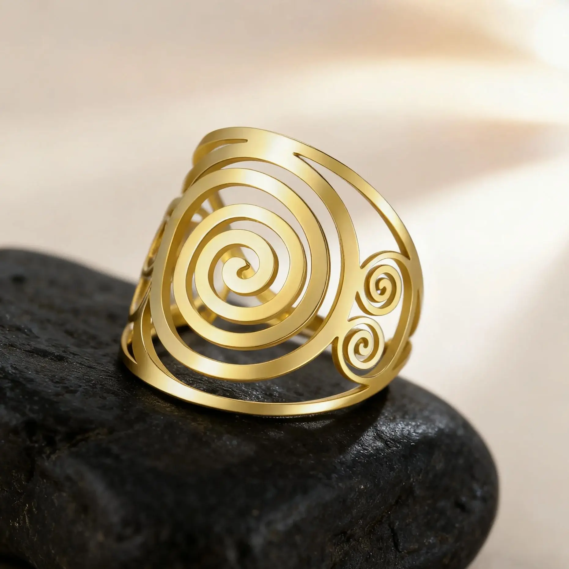 LIKGREAT Retro Swirl Spiral Open Ring Geometric Celtics Knot Finger Rings Irish Amulet Adjustable Stainless Steel Jewelry Gift